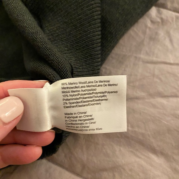 Dark Grey Brooks Brothers sweater - Picture 4 of 5